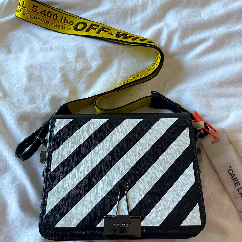 Authentic OFF-WHITE diag flap bag only worn once